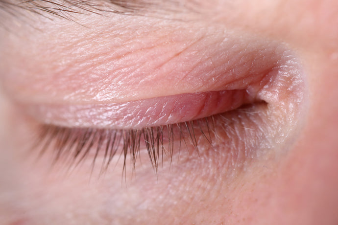 How to Help Make Those Eyelashes Thicker - Even as You Age
